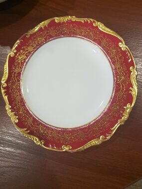 Coalport Hazelton Red & Gold Dinner Plate 8 5/8” English Rare Vintage